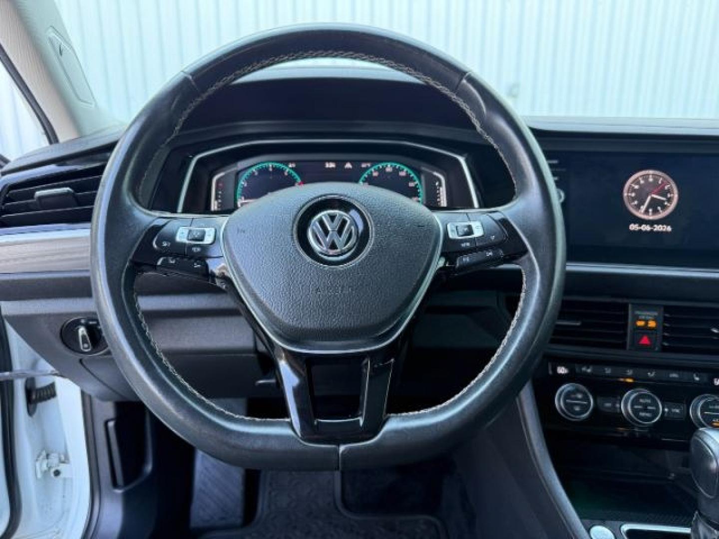 2021 WHITE /Titan Black Volkswagen Jetta 1.4T SEL (3VWE57BU6MM) with an 1.4L I-4 gasoline direct injection engine, AUTOMATIC transmission, located at 1235 N Woodruff Ave., Idaho Falls, 83401, (208) 523-1053, 43.507172, -112.000488 - Photo#41