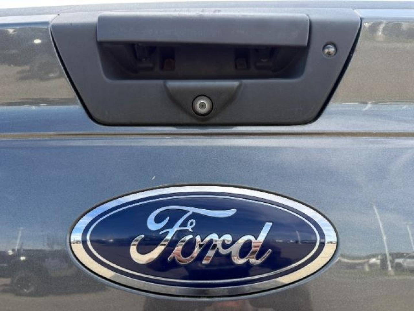 2018 GRAY /Medium Earth Gray Ford F-150 (1FTFW1EG9JK) with an EcoBoost 35L V-6 portdirect injection engine, Automatic transmission, located at 1175 N Woodruff Ave, Idaho Falls, ID, 83401, 43.506901, -111.999657 - At Timberline Auto, finding a great deal on your next vehicle is always easy! Our experienced sales staff goal is to help find you the right vehicle at the right price! Our knowledgeable finance department has options for almost any credit score. We offer extended service contract options to prot- Photo#4