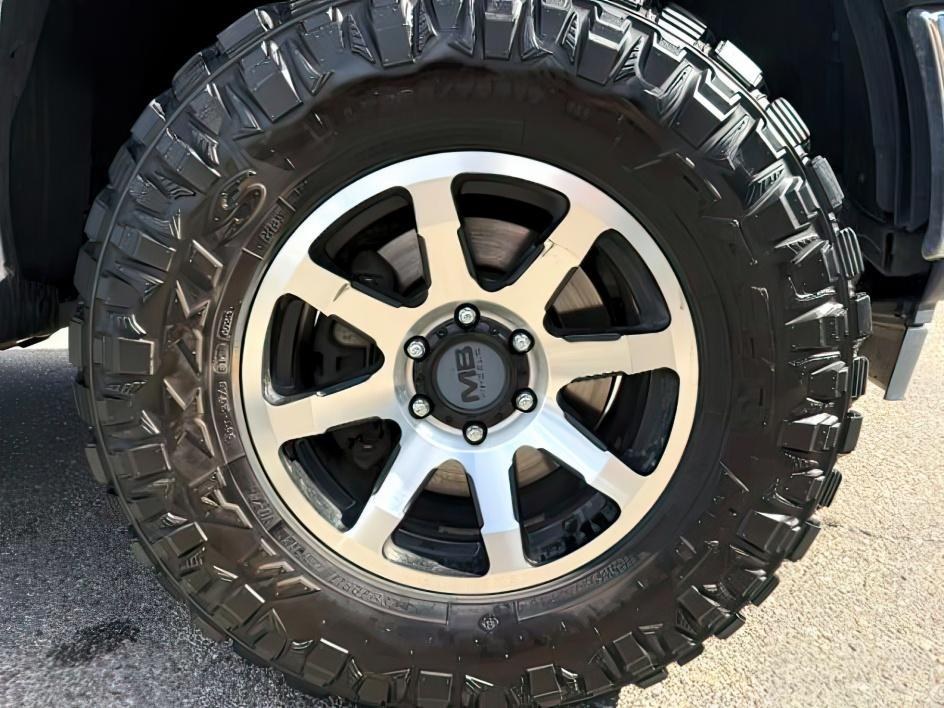 2018 GRAY /Medium Earth Gray Ford F-150 XLT (1FTFW1EG9JK) with an EcoBoost 3.5L V-6 port/direct injection engine, AUTOMATIC transmission, located at 1235 N Woodruff Ave., Idaho Falls, 83401, (208) 523-1053, 43.507172, -112.000488 - At Timberline Auto, finding a great deal on your next vehicle is always easy! Our experienced sales staff goal is to help find you the right vehicle at the right price! Our knowledgeable finance department has options for almost any credit score. We offer extended service contract options to prot- Photo#11