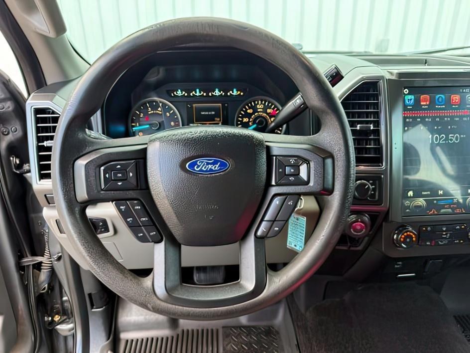 2018 GRAY /Medium Earth Gray Ford F-150 XLT (1FTFW1EG9JK) with an EcoBoost 3.5L V-6 port/direct injection engine, AUTOMATIC transmission, located at 1235 N Woodruff Ave., Idaho Falls, 83401, (208) 523-1053, 43.507172, -112.000488 - At Timberline Auto, finding a great deal on your next vehicle is always easy! Our experienced sales staff goal is to help find you the right vehicle at the right price! Our knowledgeable finance department has options for almost any credit score. We offer extended service contract options to prot- Photo#15