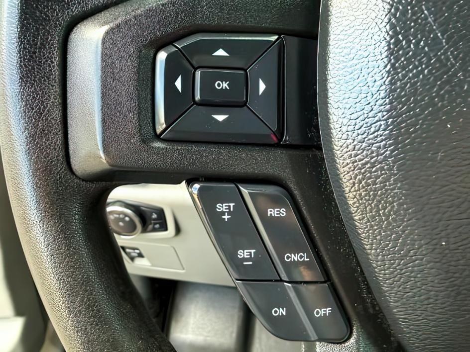 2018 GRAY /Medium Earth Gray Ford F-150 XLT (1FTFW1EG9JK) with an EcoBoost 3.5L V-6 port/direct injection engine, AUTOMATIC transmission, located at 1235 N Woodruff Ave., Idaho Falls, 83401, (208) 523-1053, 43.507172, -112.000488 - At Timberline Auto, finding a great deal on your next vehicle is always easy! Our experienced sales staff goal is to help find you the right vehicle at the right price! Our knowledgeable finance department has options for almost any credit score. We offer extended service contract options to prot- Photo#21
