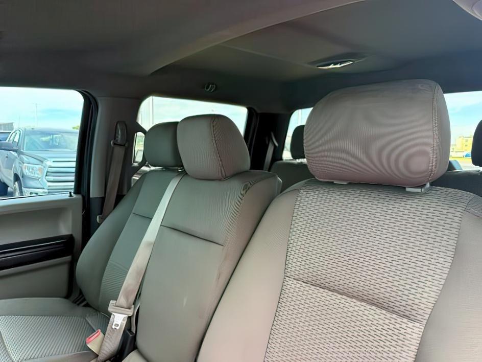 2018 GRAY /Medium Earth Gray Ford F-150 XLT (1FTFW1EG9JK) with an EcoBoost 3.5L V-6 port/direct injection engine, AUTOMATIC transmission, located at 1235 N Woodruff Ave., Idaho Falls, 83401, (208) 523-1053, 43.507172, -112.000488 - At Timberline Auto, finding a great deal on your next vehicle is always easy! Our experienced sales staff goal is to help find you the right vehicle at the right price! Our knowledgeable finance department has options for almost any credit score. We offer extended service contract options to prot- Photo#22