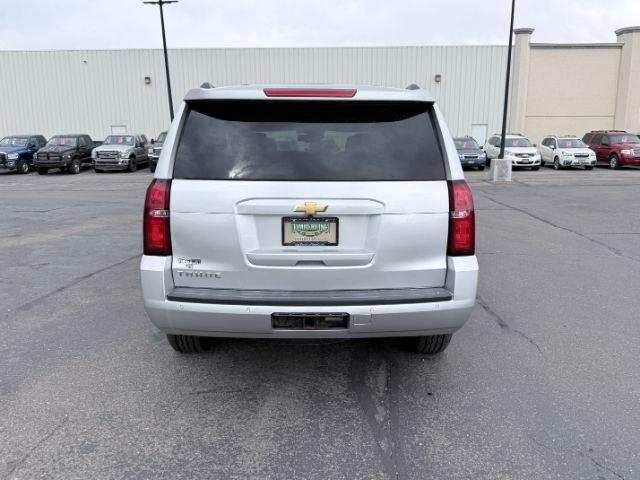 2017 Silver Ice Metallic /Jet Black/Dark Ash Chevrolet Tahoe (1GNSKBKCXHR) with an EcoTec3 53L V-8 gasoline direct injection engine, Automatic transmission, located at 1175 N Woodruff Ave, Idaho Falls, ID, 83401, 43.506901, -111.999657 - Full size SUV space and everyday family functionality come together in this 2017 Chevrolet Tahoe 4x4 equipped with a 5.3L V8 engine. Three row seating provides generous passenger capacity while maintaining flexible cargo space for luggage, groceries, sports equipment, and daily essentials. Four whee- Photo#33
