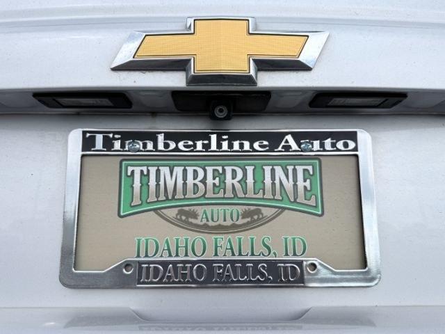 2017 Silver Ice Metallic /Jet Black/Dark Ash Chevrolet Tahoe (1GNSKBKCXHR) with an EcoTec3 53L V-8 gasoline direct injection engine, Automatic transmission, located at 1175 N Woodruff Ave, Idaho Falls, ID, 83401, 43.506901, -111.999657 - Full size SUV space and everyday family functionality come together in this 2017 Chevrolet Tahoe 4x4 equipped with a 5.3L V8 engine. Three row seating provides generous passenger capacity while maintaining flexible cargo space for luggage, groceries, sports equipment, and daily essentials. Four whee- Photo#34