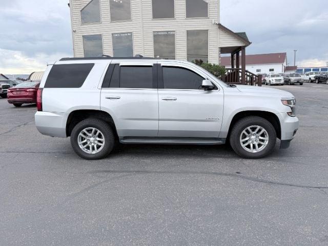 2017 Silver Ice Metallic /Jet Black/Dark Ash Chevrolet Tahoe (1GNSKBKCXHR) with an EcoTec3 53L V-8 gasoline direct injection engine, Automatic transmission, located at 1175 N Woodruff Ave, Idaho Falls, ID, 83401, 43.506901, -111.999657 - Full size SUV space and everyday family functionality come together in this 2017 Chevrolet Tahoe 4x4 equipped with a 5.3L V8 engine. Three row seating provides generous passenger capacity while maintaining flexible cargo space for luggage, groceries, sports equipment, and daily essentials. Four whee- Photo#39