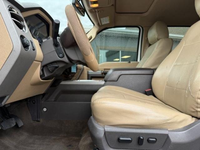 2013 SILVER /Black Ford F-350 (1FT8W3BT9DE) with an 67L engine, Automatic transmission, located at 1175 N Woodruff Ave, Idaho Falls, ID, 83401, 43.506901, -111.999657 - At Timberline Auto, finding a great deal on your next vehicle is always easy! Our experienced sales staff goal is to help find you the right vehicle at the right price! Our knowledgeable finance department has options for almost any credit score. We offer extended service contract options to prot - Photo#40