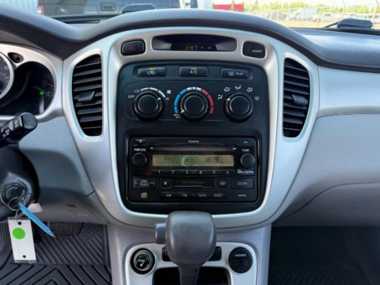 2007 RED /Ivory Toyota Highlander (JTEHP21A570) with an 33L V-6 DOHC engine, Automatic transmission, located at 1175 N Woodruff Ave, Idaho Falls, ID, 83401, 43.506901, -111.999657- Photo#39