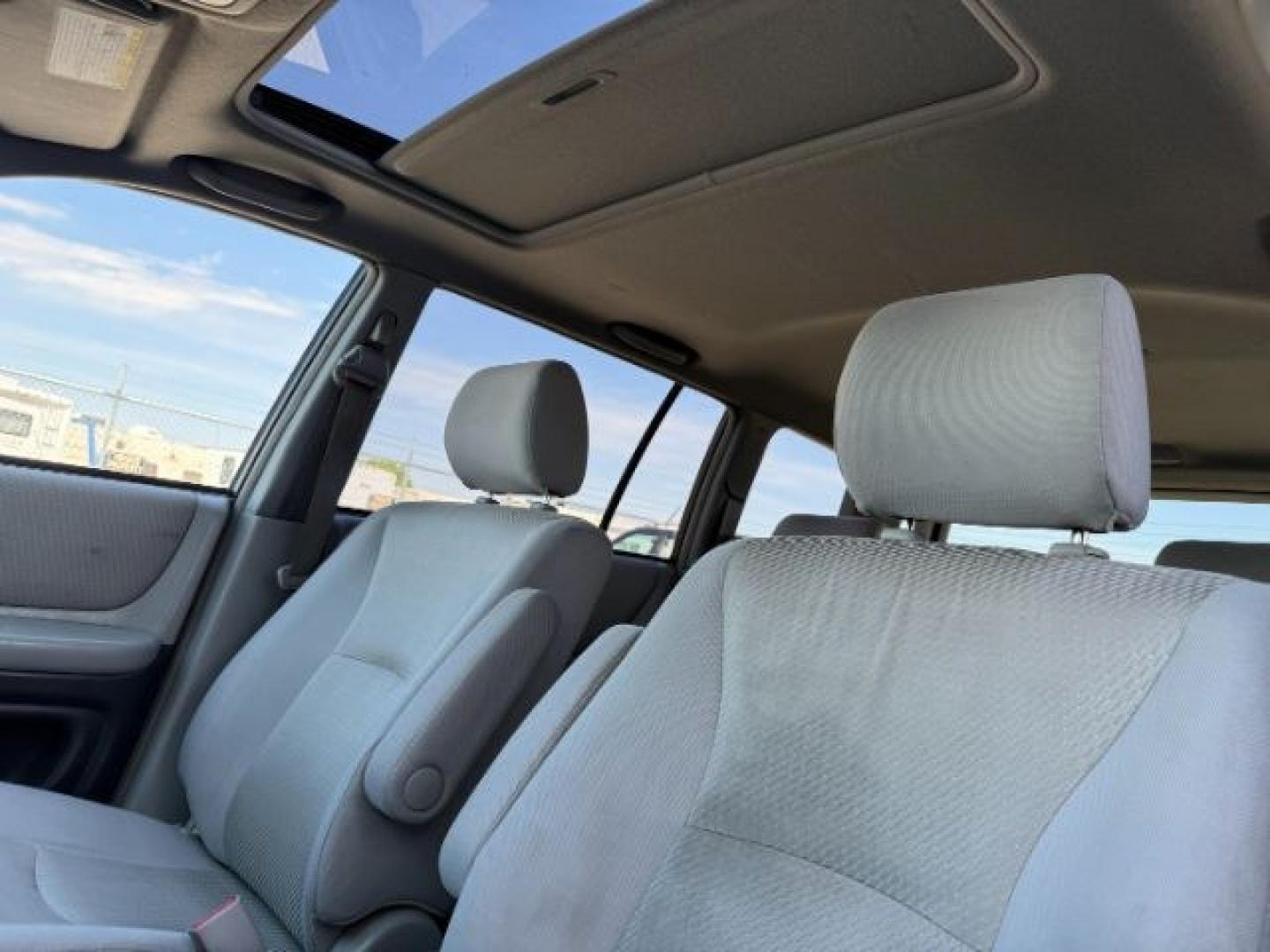 2007 RED /Ivory Toyota Highlander (JTEHP21A570) with an 33L V-6 DOHC engine, Automatic transmission, located at 1175 N Woodruff Ave, Idaho Falls, ID, 83401, 43.506901, -111.999657- Photo#41