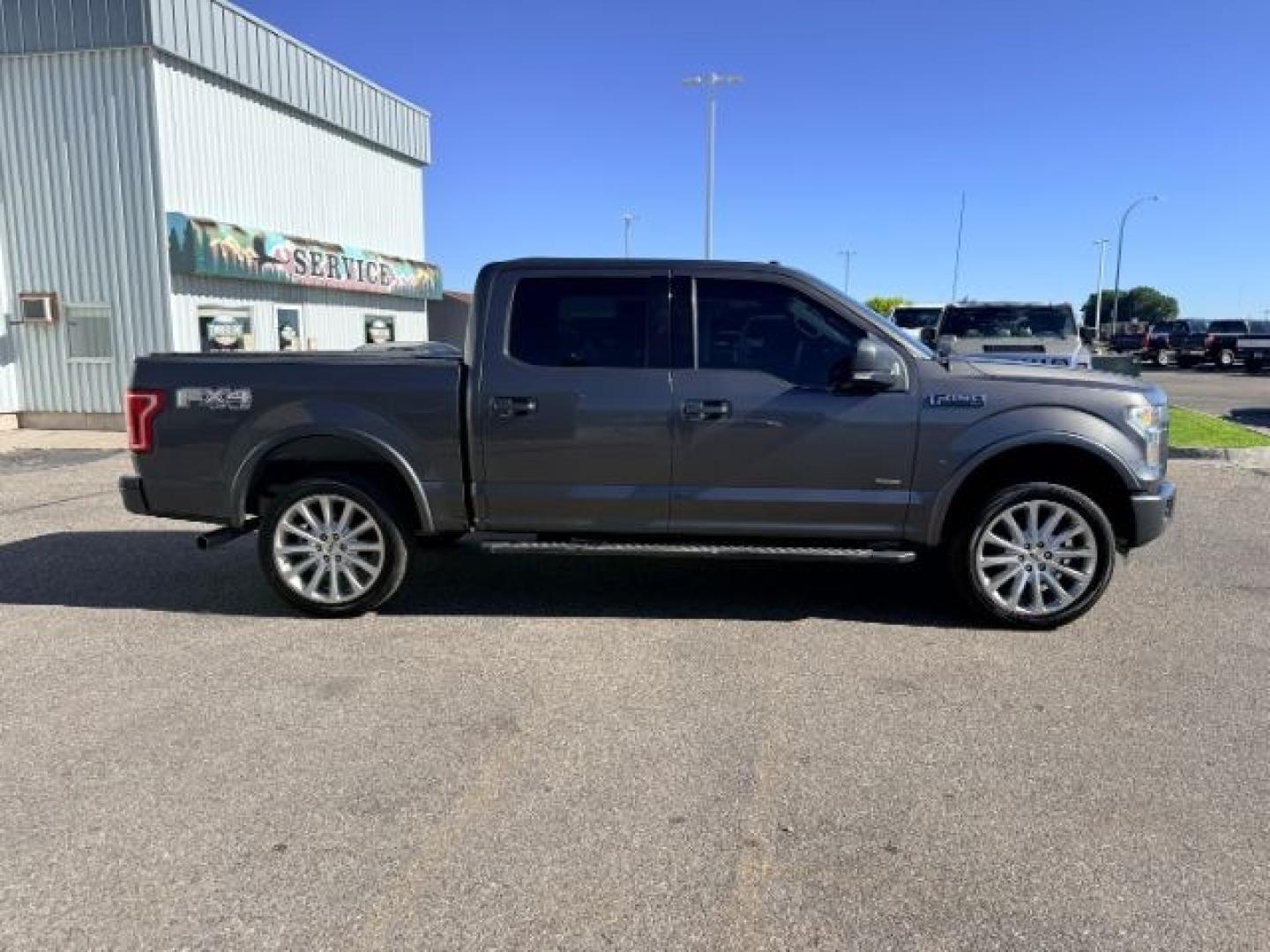 2015 GRAY /CLOTH Ford F-150 (1FTEW1EG4FK) with an 35L V6 ECOBOOST engine, Automatic transmission, located at 1175 N Woodruff Ave, Idaho Falls, ID, 83401, 43.506901, -111.999657 - At Timberline Auto, finding a great deal on your next vehicle is always easy! Our experienced sales staff goal is to help find you the right vehicle at the right price! Our knowledgeable finance department has options for almost any credit score. We offer extended service contract options to prot- Photo#7