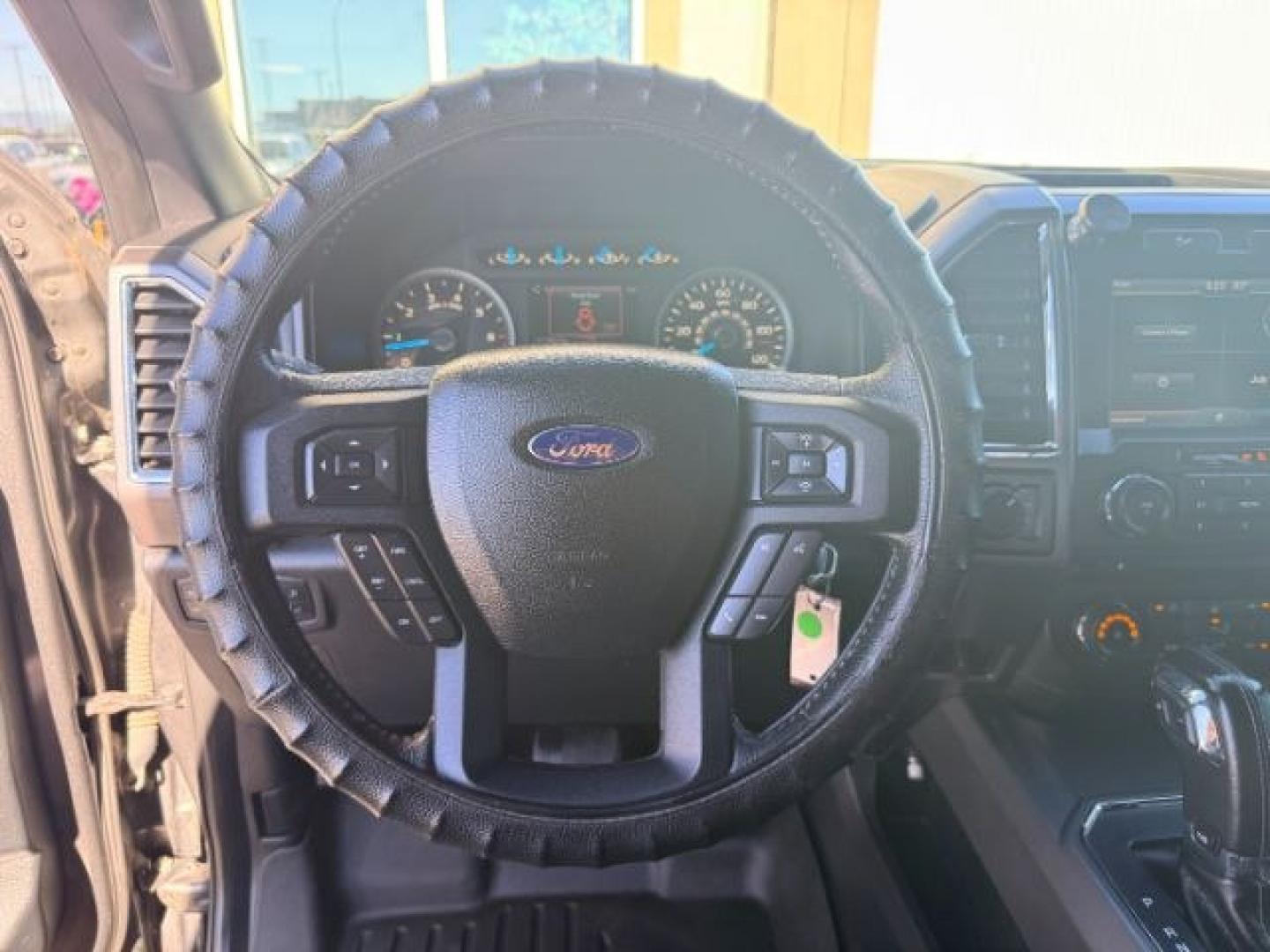2015 GRAY /CLOTH Ford F-150 (1FTEW1EG4FK) with an 35L V6 ECOBOOST engine, Automatic transmission, located at 1175 N Woodruff Ave, Idaho Falls, ID, 83401, 43.506901, -111.999657 - At Timberline Auto, finding a great deal on your next vehicle is always easy! Our experienced sales staff goal is to help find you the right vehicle at the right price! Our knowledgeable finance department has options for almost any credit score. We offer extended service contract options to prot- Photo#15