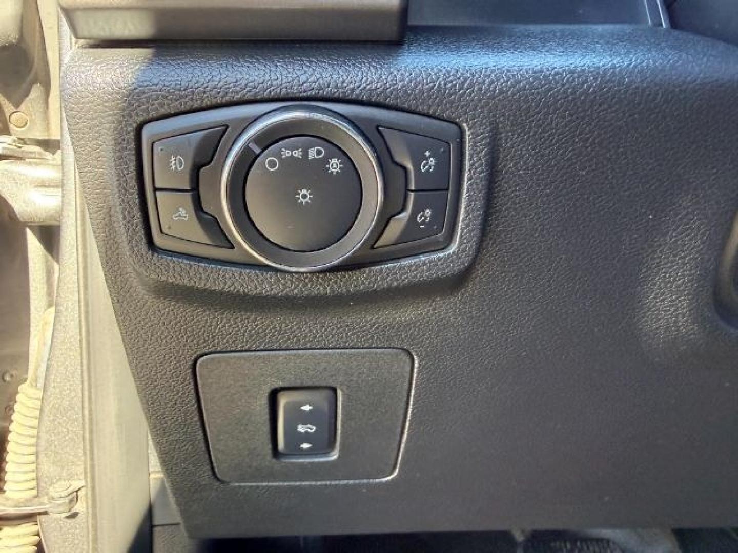 2015 GRAY /CLOTH Ford F-150 (1FTEW1EG4FK) with an 35L V6 ECOBOOST engine, Automatic transmission, located at 1175 N Woodruff Ave, Idaho Falls, ID, 83401, 43.506901, -111.999657 - At Timberline Auto, finding a great deal on your next vehicle is always easy! Our experienced sales staff goal is to help find you the right vehicle at the right price! Our knowledgeable finance department has options for almost any credit score. We offer extended service contract options to prot- Photo#23
