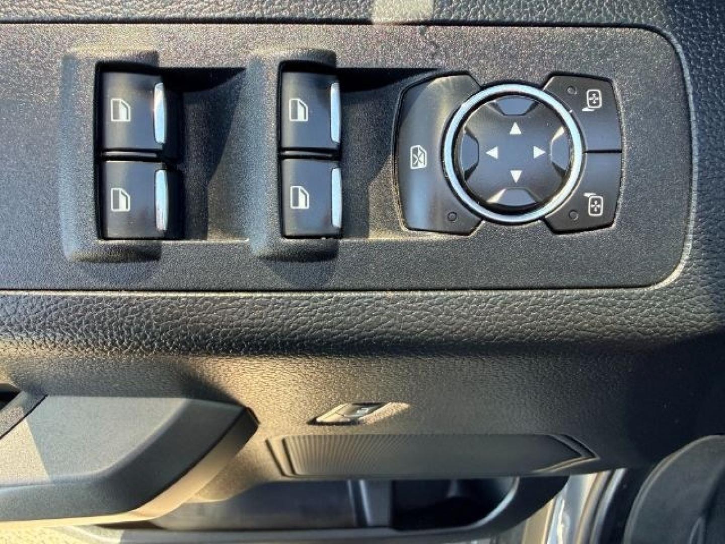 2015 GRAY /CLOTH Ford F-150 (1FTEW1EG4FK) with an 35L V6 ECOBOOST engine, Automatic transmission, located at 1175 N Woodruff Ave, Idaho Falls, ID, 83401, 43.506901, -111.999657 - At Timberline Auto, finding a great deal on your next vehicle is always easy! Our experienced sales staff goal is to help find you the right vehicle at the right price! Our knowledgeable finance department has options for almost any credit score. We offer extended service contract options to prot- Photo#25