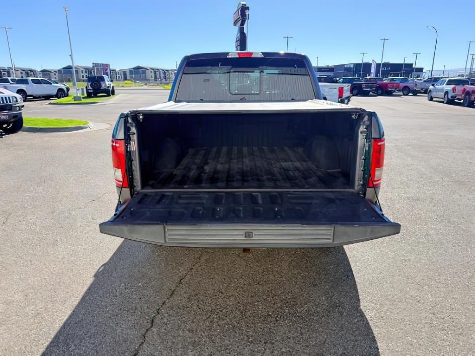 2015 GRAY /CLOTH Ford F-150 (1FTEW1EG4FK) with an 35L V6 ECOBOOST engine, Automatic transmission, located at 1175 N Woodruff Ave, Idaho Falls, ID, 83401, 43.506901, -111.999657 - At Timberline Auto, finding a great deal on your next vehicle is always easy! Our experienced sales staff goal is to help find you the right vehicle at the right price! Our knowledgeable finance department has options for almost any credit score. We offer extended service contract options to prot- Photo#5