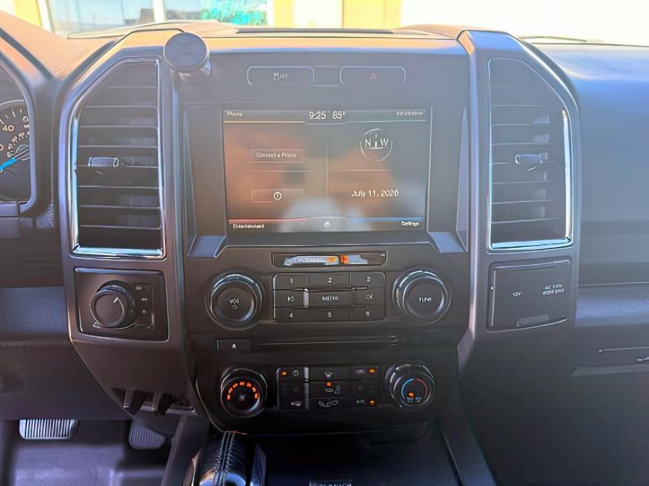 2015 GRAY /CLOTH Ford F-150 (1FTEW1EG4FK) with an 35L V6 ECOBOOST engine, Automatic transmission, located at 1175 N Woodruff Ave, Idaho Falls, ID, 83401, 43.506901, -111.999657 - At Timberline Auto, finding a great deal on your next vehicle is always easy! Our experienced sales staff goal is to help find you the right vehicle at the right price! Our knowledgeable finance department has options for almost any credit score. We offer extended service contract options to prot- Photo#16
