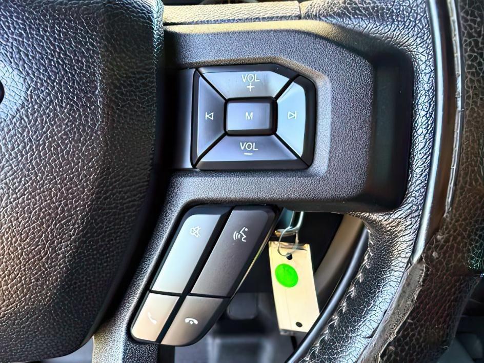 2015 GRAY /CLOTH Ford F-150 (1FTEW1EG4FK) with an 35L V6 ECOBOOST engine, Automatic transmission, located at 1175 N Woodruff Ave, Idaho Falls, ID, 83401, 43.506901, -111.999657 - At Timberline Auto, finding a great deal on your next vehicle is always easy! Our experienced sales staff goal is to help find you the right vehicle at the right price! Our knowledgeable finance department has options for almost any credit score. We offer extended service contract options to prot- Photo#21