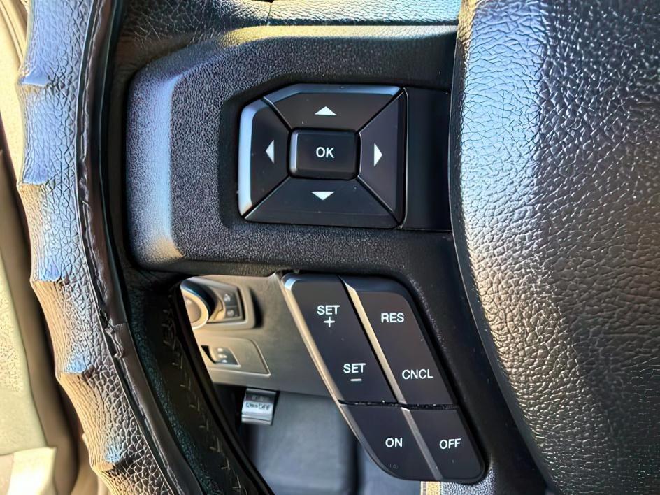 2015 GRAY /CLOTH Ford F-150 (1FTEW1EG4FK) with an 35L V6 ECOBOOST engine, Automatic transmission, located at 1175 N Woodruff Ave, Idaho Falls, ID, 83401, 43.506901, -111.999657 - At Timberline Auto, finding a great deal on your next vehicle is always easy! Our experienced sales staff goal is to help find you the right vehicle at the right price! Our knowledgeable finance department has options for almost any credit score. We offer extended service contract options to prot- Photo#22