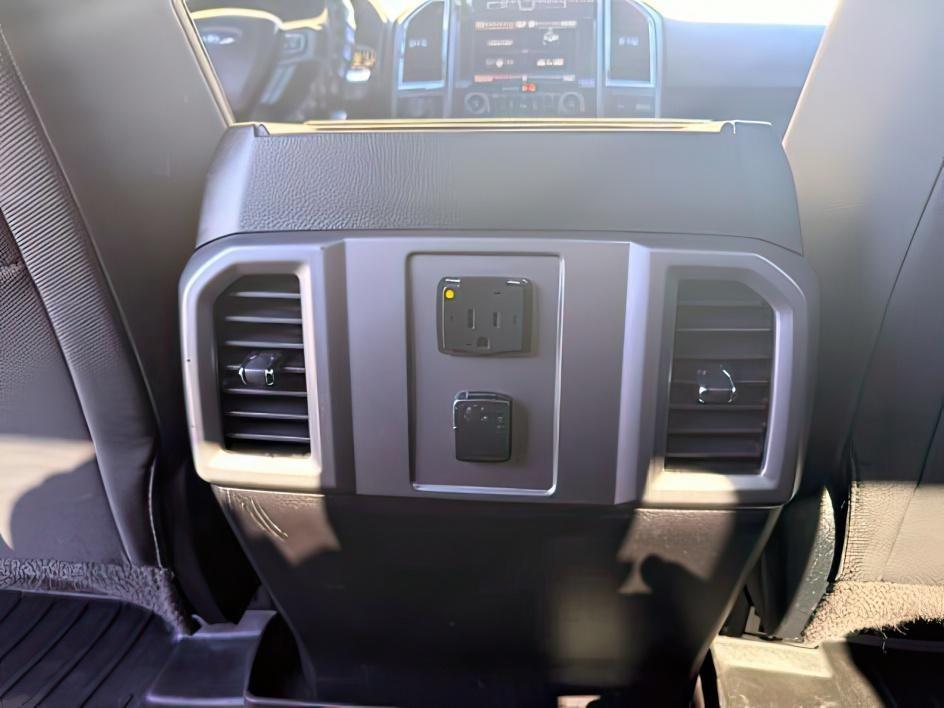 2015 GRAY /CLOTH Ford F-150 (1FTEW1EG4FK) with an 35L V6 ECOBOOST engine, Automatic transmission, located at 1175 N Woodruff Ave, Idaho Falls, ID, 83401, 43.506901, -111.999657 - At Timberline Auto, finding a great deal on your next vehicle is always easy! Our experienced sales staff goal is to help find you the right vehicle at the right price! Our knowledgeable finance department has options for almost any credit score. We offer extended service contract options to prot- Photo#27