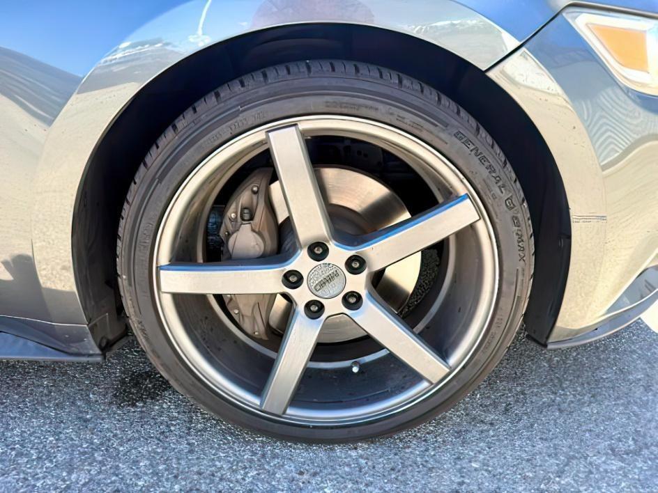 2015 GRAY /Ebony Ford Mustang GT Premium (1FATP8FF9F5) with an 5L V-8 DOHC engine, AUTOMATIC transmission, located at 1235 N Woodruff Ave., Idaho Falls, 83401, (208) 523-1053, 43.507172, -112.000488 - At Timberline Auto, finding a great deal on your next vehicle is always easy! Our experienced sales staff goal is to help find you the right vehicle at the right price! Our knowledgeable finance department has options for almost any credit score. We offer extended service contract options to prot- Photo#10