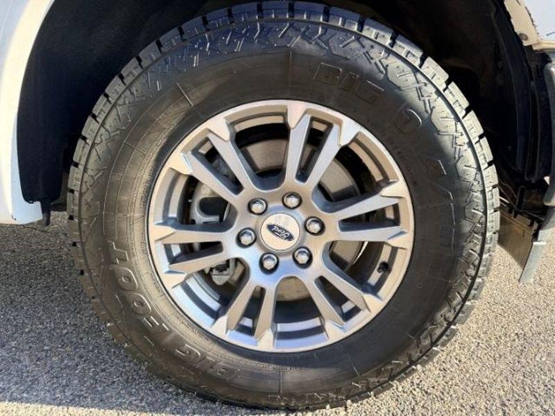 2018 WHITE /Medium Earth Gray Ford F-150 LARIAT (1FTEW1EG7JK) with an V6, 3.5L engine, 10-speed automatic transmission, located at 1175 N Woodruff Ave, Idaho Falls, ID, 83401, 43.506901, -111.999657 - <b>Vehicle Details</b><br>Discover capability, comfort, and refinement in this pre-owned 2018 Ford F-150 LARIAT 4WD, now available in Idaho Falls, ID. Powered by a strong V6 3.5L Gasoline engine, this full-size pickup delivers confident performance for workdays, weekend towing, and everyday driving.- Photo#11