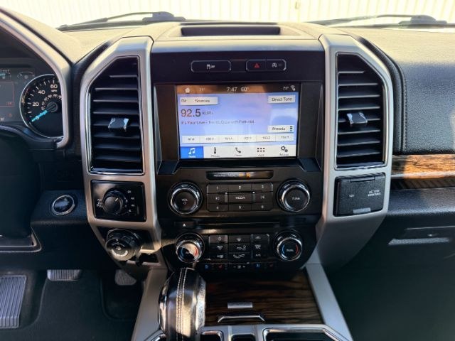 2018 WHITE /Medium Earth Gray Ford F-150 LARIAT (1FTEW1EG7JK) with an EcoBoost 3.5L V-6 port/direct injection engine, AUTOMATIC transmission, located at 1235 N Woodruff Ave., Idaho Falls, 83401, (208) 523-1053, 43.507172, -112.000488 - When you need a pickup that's ready for both the workweek and the weekend, this 2018 Ford F-150 checks the right boxes. Equipped with the responsive 3.5L EcoBoost V6, dependable 4WD, and a roomy SuperCrew cab, it offers the space and performance that make everyday tasks easier. Whether you're haulin- Photo#45