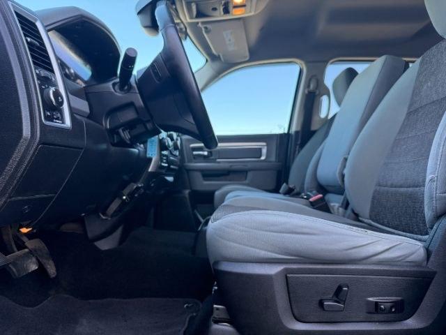 2019 GRAY /Diesel Gray/Black Ram 1500 Classic Big Horn Crew Cab 4x4 5'7 Box (1C6RR7LT6KS) with an HEMI 5.7L V-8 variable valve control engine, AUTOMATIC transmission, located at 1235 N Woodruff Ave., Idaho Falls, 83401, (208) 523-1053, 43.507172, -112.000488 - At Timberline Auto, finding a great deal on your next vehicle is always easy! Our experienced sales staff goal is to help find you the right vehicle at the right price! Our knowledgeable finance department has options for almost any credit score. We offer extended service contract options to prot- Photo#40