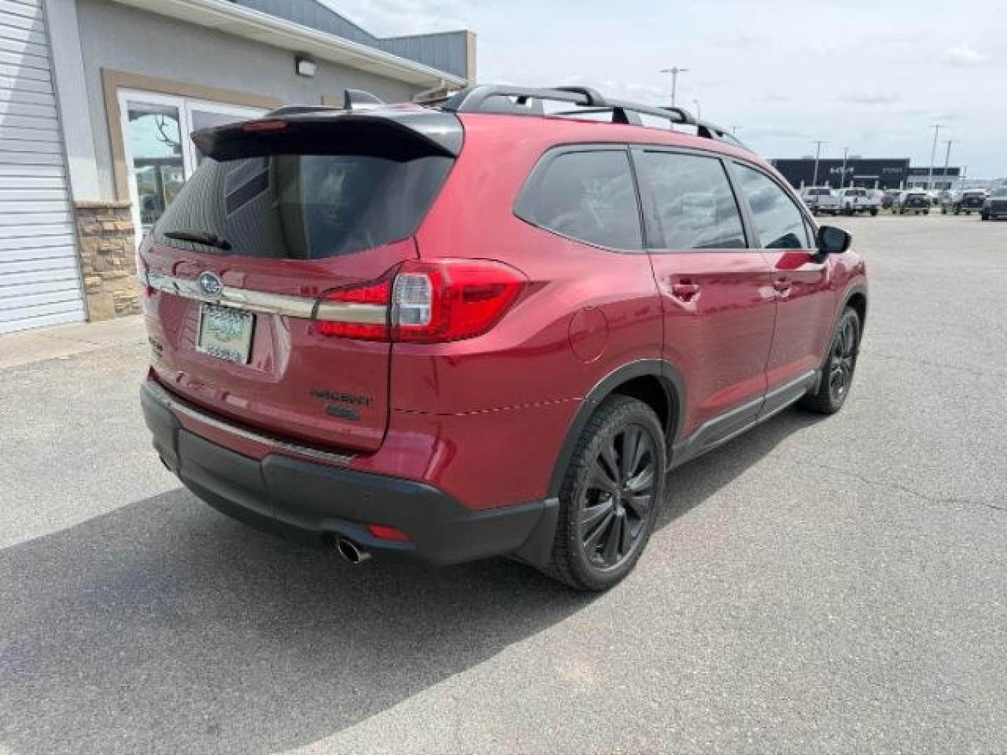 2022 RED /Gray Subaru Ascent Onyx Edition (4S4WMAJD4N3) with an 2.4L H-4 gasoline direct injection engine, AUTOMATIC transmission, located at 1235 N Woodruff Ave., Idaho Falls, 83401, (208) 523-1053, 43.507172, -112.000488 - At Timberline Auto, finding a great deal on your next vehicle is always easy! Our experienced sales staff goal is to help find you the right vehicle at the right price! Our knowledgeable finance department has options for almost any credit score. We offer extended service contract options to prot - Photo#39
