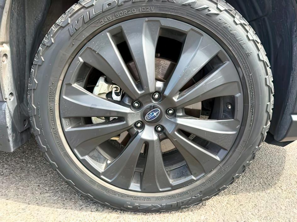 2022 RED /Gray Subaru Ascent (4S4WMAJD4N3) with an 24L H-4 gasoline direct injection engine, Automatic transmission, located at 1175 N Woodruff Ave, Idaho Falls, ID, 83401, 43.506901, -111.999657 - At Timberline Auto, finding a great deal on your next vehicle is always easy! Our experienced sales staff goal is to help find you the right vehicle at the right price! Our knowledgeable finance department has options for almost any credit score. We offer extended service contract options to prot- Photo#13