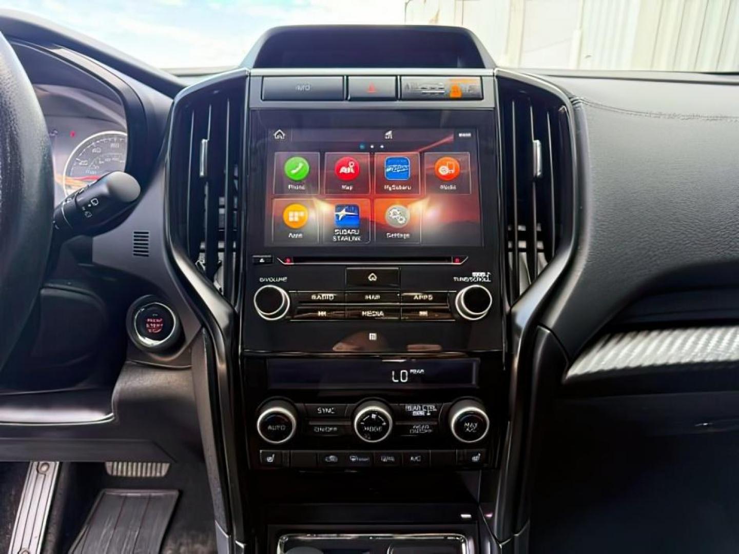 2022 RED /Gray Subaru Ascent Onyx Edition (4S4WMAJD4N3) with an 2.4L H-4 gasoline direct injection engine, AUTOMATIC transmission, located at 1235 N Woodruff Ave., Idaho Falls, 83401, (208) 523-1053, 43.507172, -112.000488 - At Timberline Auto, finding a great deal on your next vehicle is always easy! Our experienced sales staff goal is to help find you the right vehicle at the right price! Our knowledgeable finance department has options for almost any credit score. We offer extended service contract options to prot - Photo#18