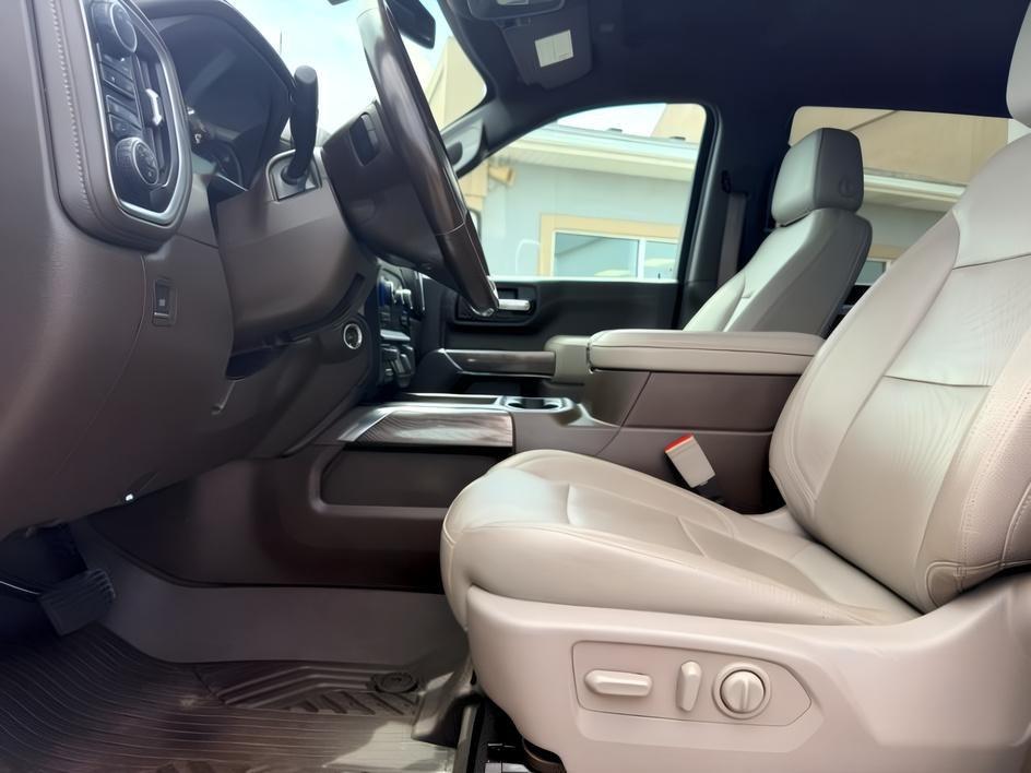2020 BLUE /Gideon/Very Dark Atmosphere Chevrolet Silverado 2500HD 4WD Crew Cab Long Bed LTZ (1GC4YPEY7LF) with an Duramax 6.6L V-8 diesel direct injection engine, AUTOMATIC transmission, located at 1235 N Woodruff Ave., Idaho Falls, 83401, (208) 523-1053, 43.507172, -112.000488 - Heavy duty strength and diesel performance come together in this 2020 Chevrolet Silverado 2500HD Crew Cab 4x4 equipped with the 6.6L Duramax turbo diesel engine. Built for demanding towing and hauling needs, this 2500HD delivers the capability truck buyers expect when moving heavy trailers, equipmen- Photo#13