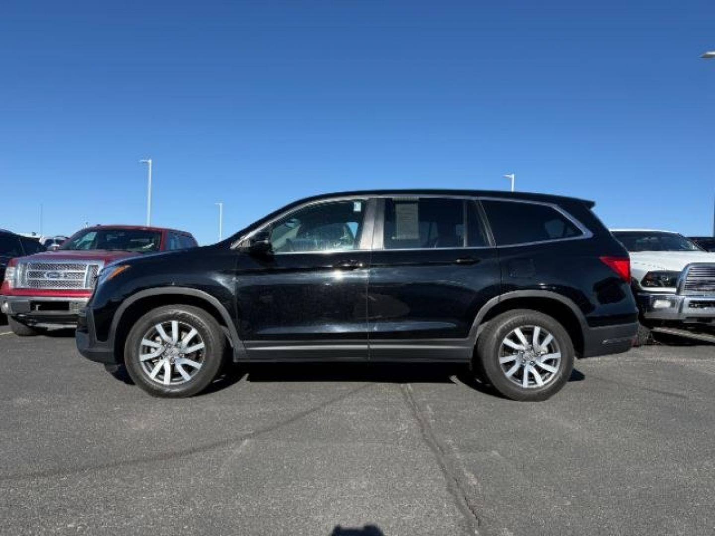 2019 BLACK /Black Honda Pilot EX-L (5FNYF6H58KB) with an 3.5L V-6 gasoline direct injection engine, AUTOMATIC transmission, located at 1235 N Woodruff Ave., Idaho Falls, 83401, (208) 523-1053, 43.507172, -112.000488 - At Timberline Auto, finding a great deal on your next vehicle is always easy! Our experienced sales staff goal is to help find you the right vehicle at the right price! Our knowledgeable finance department has options for almost any credit score. We offer extended service contract options to prot - Photo#0