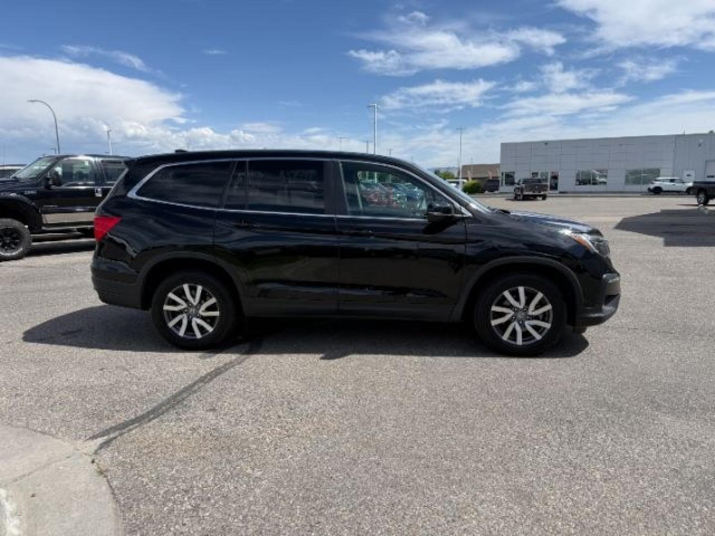 2019 BLACK /Black Honda Pilot EX-L (5FNYF6H58KB) with an 3.5L V-6 gasoline direct injection engine, AUTOMATIC transmission, located at 1235 N Woodruff Ave., Idaho Falls, 83401, (208) 523-1053, 43.507172, -112.000488 - At Timberline Auto, finding a great deal on your next vehicle is always easy! Our experienced sales staff goal is to help find you the right vehicle at the right price! Our knowledgeable finance department has options for almost any credit score. We offer extended service contract options to prot - Photo#40