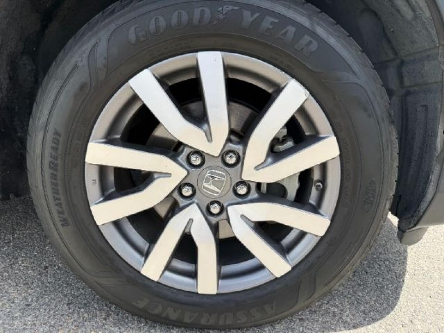 2019 BLACK /Black Honda Pilot EX-L (5FNYF6H58KB) with an 3.5L V-6 gasoline direct injection engine, AUTOMATIC transmission, located at 1235 N Woodruff Ave., Idaho Falls, 83401, (208) 523-1053, 43.507172, -112.000488 - At Timberline Auto, finding a great deal on your next vehicle is always easy! Our experienced sales staff goal is to help find you the right vehicle at the right price! Our knowledgeable finance department has options for almost any credit score. We offer extended service contract options to prot - Photo#44