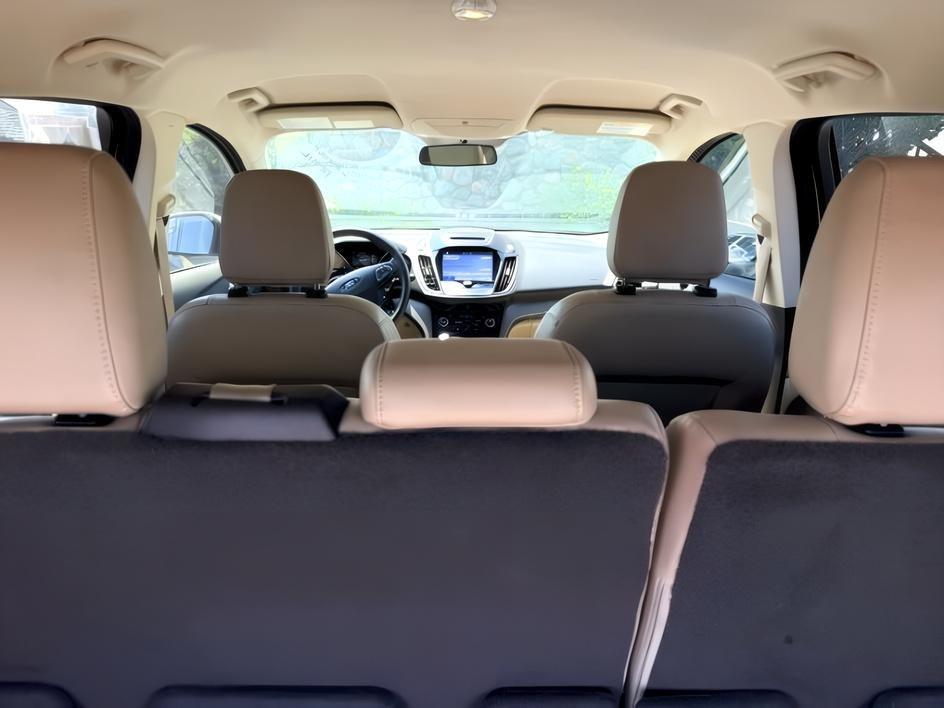 2018 GOLD /Medium Light Stone Ford Escape (1FMCU9HD3JU) with an EcoBoost 15L I-4 gasoline direct injection engine, Automatic transmission, located at 1175 N Woodruff Ave, Idaho Falls, ID, 83401, 43.506901, -111.999657- Photo#5