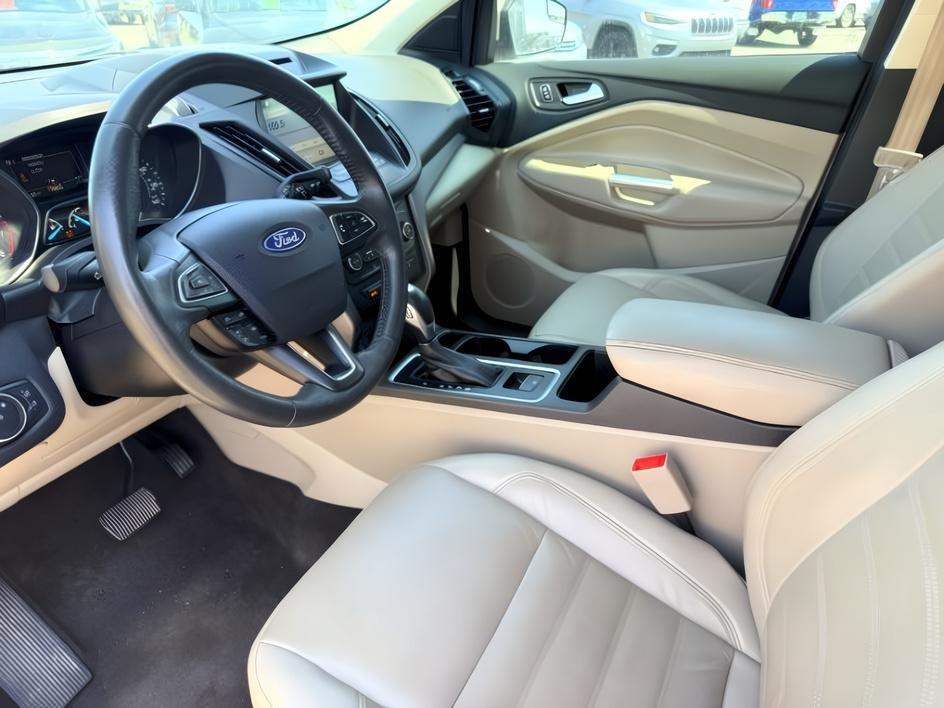 2018 GOLD /Medium Light Stone Ford Escape (1FMCU9HD3JU) with an EcoBoost 15L I-4 gasoline direct injection engine, Automatic transmission, located at 1175 N Woodruff Ave, Idaho Falls, ID, 83401, 43.506901, -111.999657- Photo#13