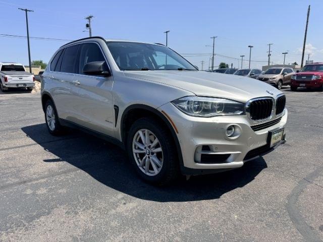 2014 SILVER /Black BMW X5 xDrive35i (5UXKR0C57E0) with an 3L I-6 gasoline direct injection engine, AUTOMATIC transmission, located at 1235 N Woodruff Ave., Idaho Falls, 83401, (208) 523-1053, 43.507172, -112.000488 - This 2014 BMW X5 delivers a smooth turbocharged inline-6 paired with BMW's xDrive AWD system for confident everyday driving and highway comfort. The cabin offers a premium feel with seating for five and flexible cargo space for daily use, travel, or errands. It balances luxury and practicality in a- Photo#37
