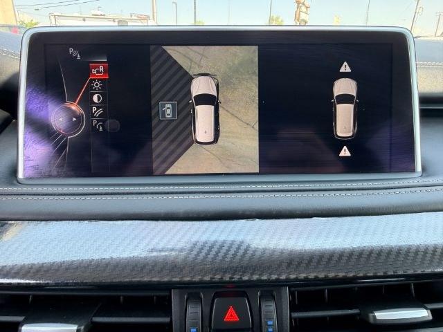 2014 SILVER /Black BMW X5 xDrive35i (5UXKR0C57E0) with an 3L I-6 gasoline direct injection engine, AUTOMATIC transmission, located at 1235 N Woodruff Ave., Idaho Falls, 83401, (208) 523-1053, 43.507172, -112.000488 - This 2014 BMW X5 delivers a smooth turbocharged inline-6 paired with BMW's xDrive AWD system for confident everyday driving and highway comfort. The cabin offers a premium feel with seating for five and flexible cargo space for daily use, travel, or errands. It balances luxury and practicality in a- Photo#46