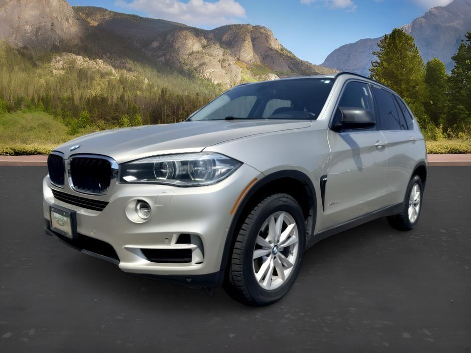 2014 SILVER /Black BMW X5 xDrive35i (5UXKR0C57E0) with an 3L I-6 gasoline direct injection engine, AUTOMATIC transmission, located at 1235 N Woodruff Ave., Idaho Falls, 83401, (208) 523-1053, 43.507172, -112.000488 - This 2014 BMW X5 delivers a smooth turbocharged inline-6 paired with BMW's xDrive AWD system for confident everyday driving and highway comfort. The cabin offers a premium feel with seating for five and flexible cargo space for daily use, travel, or errands. It balances luxury and practicality in a- Photo#0
