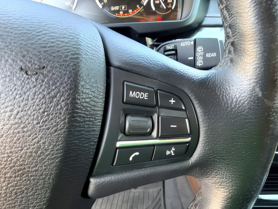 2014 SILVER /Black BMW X5 xDrive35i (5UXKR0C57E0) with an 3L I-6 gasoline direct injection engine, AUTOMATIC transmission, located at 1235 N Woodruff Ave., Idaho Falls, 83401, (208) 523-1053, 43.507172, -112.000488 - This 2014 BMW X5 delivers a smooth turbocharged inline-6 paired with BMW's xDrive AWD system for confident everyday driving and highway comfort. The cabin offers a premium feel with seating for five and flexible cargo space for daily use, travel, or errands. It balances luxury and practicality in a- Photo#20