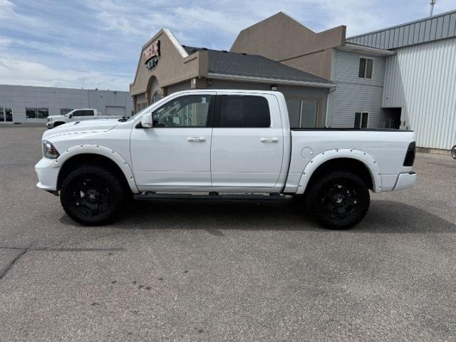 2014 WHITE /Black Ram 1500 (1C6RR7MTXES) with an HEMI 57L V-8 variable valve control engine, Automatic transmission, located at 1175 N Woodruff Ave, Idaho Falls, ID, 83401, 43.506901, -111.999657 - At Timberline Auto, finding a great deal on your next vehicle is always easy! Our experienced sales staff goal is to help find you the right vehicle at the right price! Our knowledgeable finance department has options for almost any credit score. We offer extended service contract options to prot - Photo#30