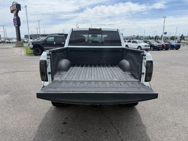 2014 WHITE /Black Ram 1500 (1C6RR7MTXES) with an HEMI 57L V-8 variable valve control engine, Automatic transmission, located at 1175 N Woodruff Ave, Idaho Falls, ID, 83401, 43.506901, -111.999657 - At Timberline Auto, finding a great deal on your next vehicle is always easy! Our experienced sales staff goal is to help find you the right vehicle at the right price! Our knowledgeable finance department has options for almost any credit score. We offer extended service contract options to prot - Photo#34