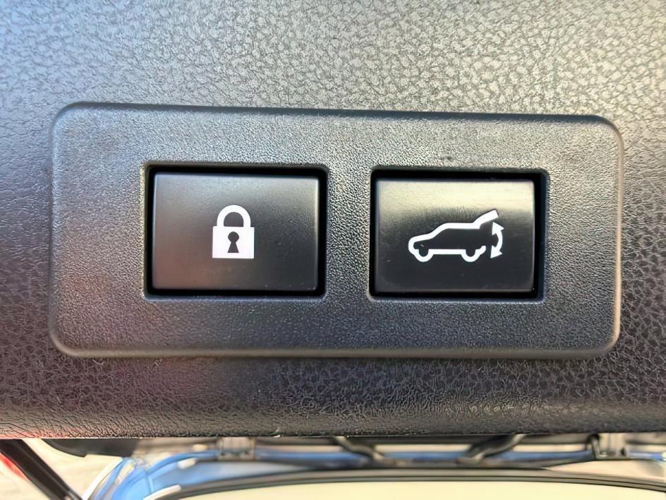 2022 GRAY /Slate Black Subaru Ascent Touring (4S4WMARD8N3) with an 2.4L H-4 gasoline direct injection engine, AUTOMATIC transmission, located at 1235 N Woodruff Ave., Idaho Falls, 83401, (208) 523-1053, 43.507172, -112.000488 - At Timberline Auto, finding a great deal on your next vehicle is always easy! Our experienced sales staff goal is to help find you the right vehicle at the right price! Our knowledgeable finance department has options for almost any credit score. We offer extended service contract options to prot- Photo#6