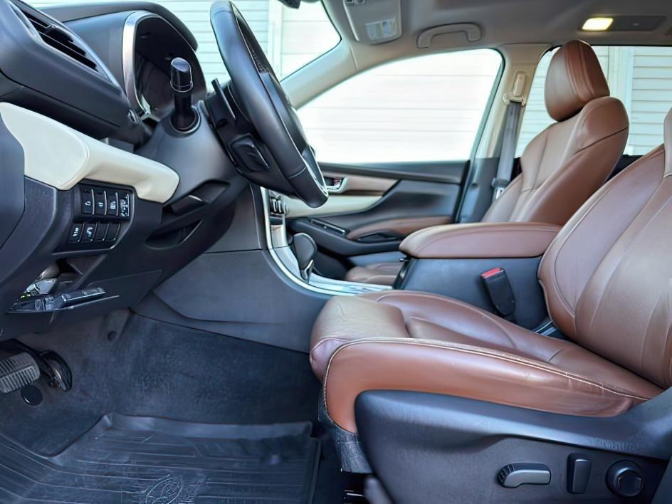 2022 GRAY /Slate Black Subaru Ascent Touring (4S4WMARD8N3) with an 2.4L H-4 gasoline direct injection engine, AUTOMATIC transmission, located at 1235 N Woodruff Ave., Idaho Falls, 83401, (208) 523-1053, 43.507172, -112.000488 - At Timberline Auto, finding a great deal on your next vehicle is always easy! Our experienced sales staff goal is to help find you the right vehicle at the right price! Our knowledgeable finance department has options for almost any credit score. We offer extended service contract options to prot- Photo#15