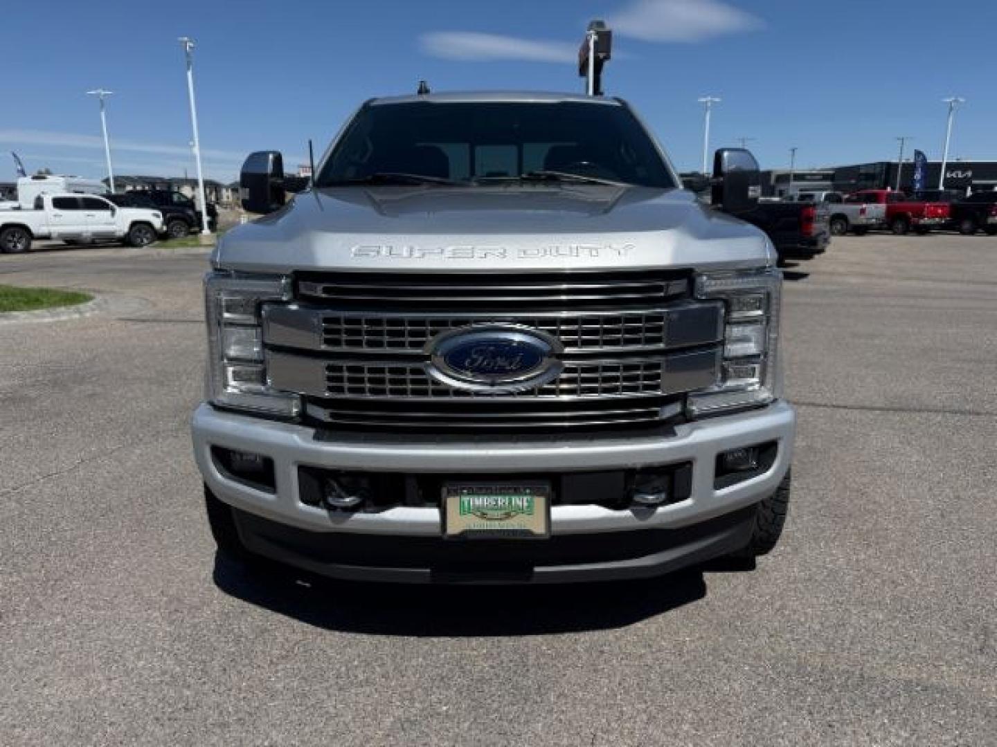 2019 SILVER /Black Ford F-350 Platinum (1FT8W3BT7KE) with an Powerstroke 6.7L V-8 diesel direct injection engine, AUTOMATIC transmission, located at 1235 N Woodruff Ave., Idaho Falls, 83401, (208) 523-1053, 43.507172, -112.000488 - At Timberline Auto, finding a great deal on your next vehicle is always easy! Our experienced sales staff goal is to help find you the right vehicle at the right price! Our knowledgeable finance department has options for almost any credit score. We offer extended service contract options to prot - Photo#37