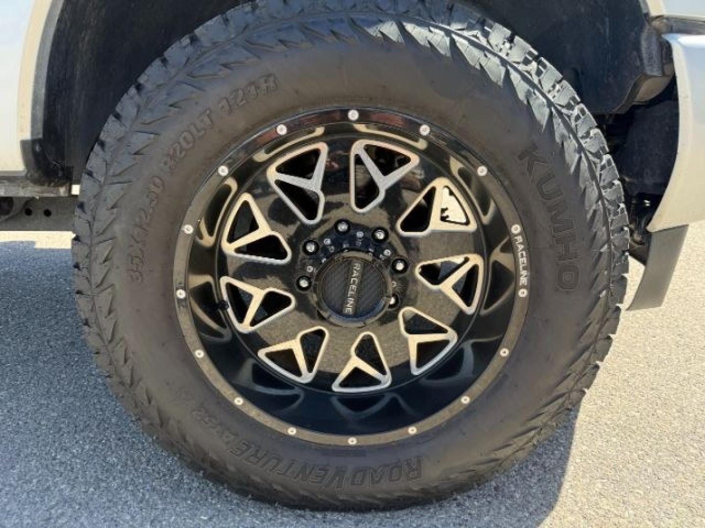 2019 SILVER /Black Ford F-350 Platinum (1FT8W3BT7KE) with an Powerstroke 6.7L V-8 diesel direct injection engine, AUTOMATIC transmission, located at 1235 N Woodruff Ave., Idaho Falls, 83401, (208) 523-1053, 43.507172, -112.000488 - At Timberline Auto, finding a great deal on your next vehicle is always easy! Our experienced sales staff goal is to help find you the right vehicle at the right price! Our knowledgeable finance department has options for almost any credit score. We offer extended service contract options to prot - Photo#39