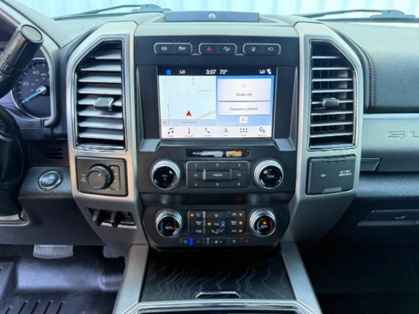 2019 SILVER /Black Ford F-350 Platinum (1FT8W3BT7KE) with an Powerstroke 6.7L V-8 diesel direct injection engine, AUTOMATIC transmission, located at 1235 N Woodruff Ave., Idaho Falls, 83401, (208) 523-1053, 43.507172, -112.000488 - At Timberline Auto, finding a great deal on your next vehicle is always easy! Our experienced sales staff goal is to help find you the right vehicle at the right price! Our knowledgeable finance department has options for almost any credit score. We offer extended service contract options to prot - Photo#44