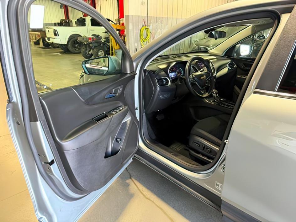 2023 GRAY /CLOTH Chevrolet EQUINOX (3GNAXUEG0PS) with an 15L I4 TURBO engine, Automatic transmission, located at 1175 N Woodruff Ave, Idaho Falls, ID, 83401, 43.506901, -111.999657 - At Timberline Auto, finding a great deal on your next vehicle is always easy! Our experienced sales staff goal is to help find you the right vehicle at the right price! Our knowledgeable finance department has options for almost any credit score. We offer extended service contract options to prot- Photo#14