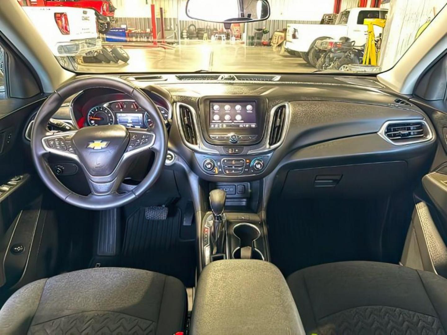2023 GRAY /CLOTH Chevrolet Equinox LT (3GNAXUEG0PS) with an 1.5L I4 TURBO engine, AUTOMATIC transmission, located at 1235 N Woodruff Ave., Idaho Falls, 83401, (208) 523-1053, 43.507172, -112.000488 - At Timberline Auto, finding a great deal on your next vehicle is always easy! Our experienced sales staff goal is to help find you the right vehicle at the right price! Our knowledgeable finance department has options for almost any credit score. We offer extended service contract options to prot - Photo#27
