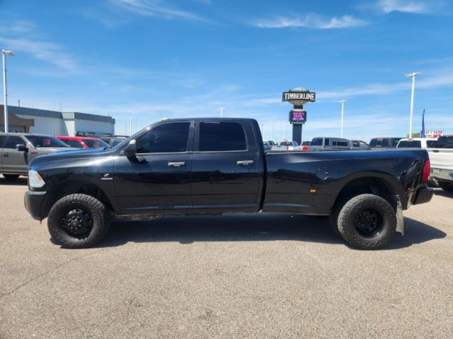 2018 BLACK /CLOTH Ram 3500 TRADESMAN (3C63RRGL4JG) with an 6.7L engine, AUTOMATIC transmission, located at 1235 N Woodruff Ave., Idaho Falls, 83401, (208) 523-1053, 43.507172, -112.000488 - Photo#4