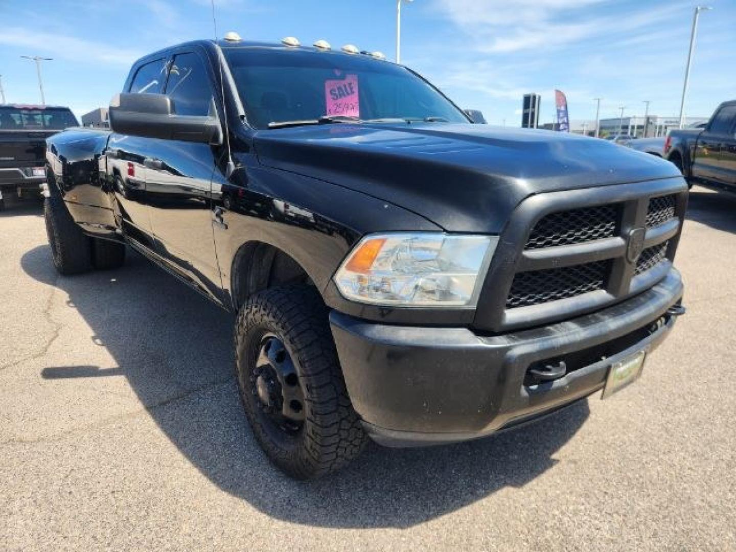 2018 BLACK /CLOTH Ram 3500 TRADESMAN (3C63RRGL4JG) with an 6.7L engine, AUTOMATIC transmission, located at 1235 N Woodruff Ave., Idaho Falls, 83401, (208) 523-1053, 43.507172, -112.000488 - Photo#9