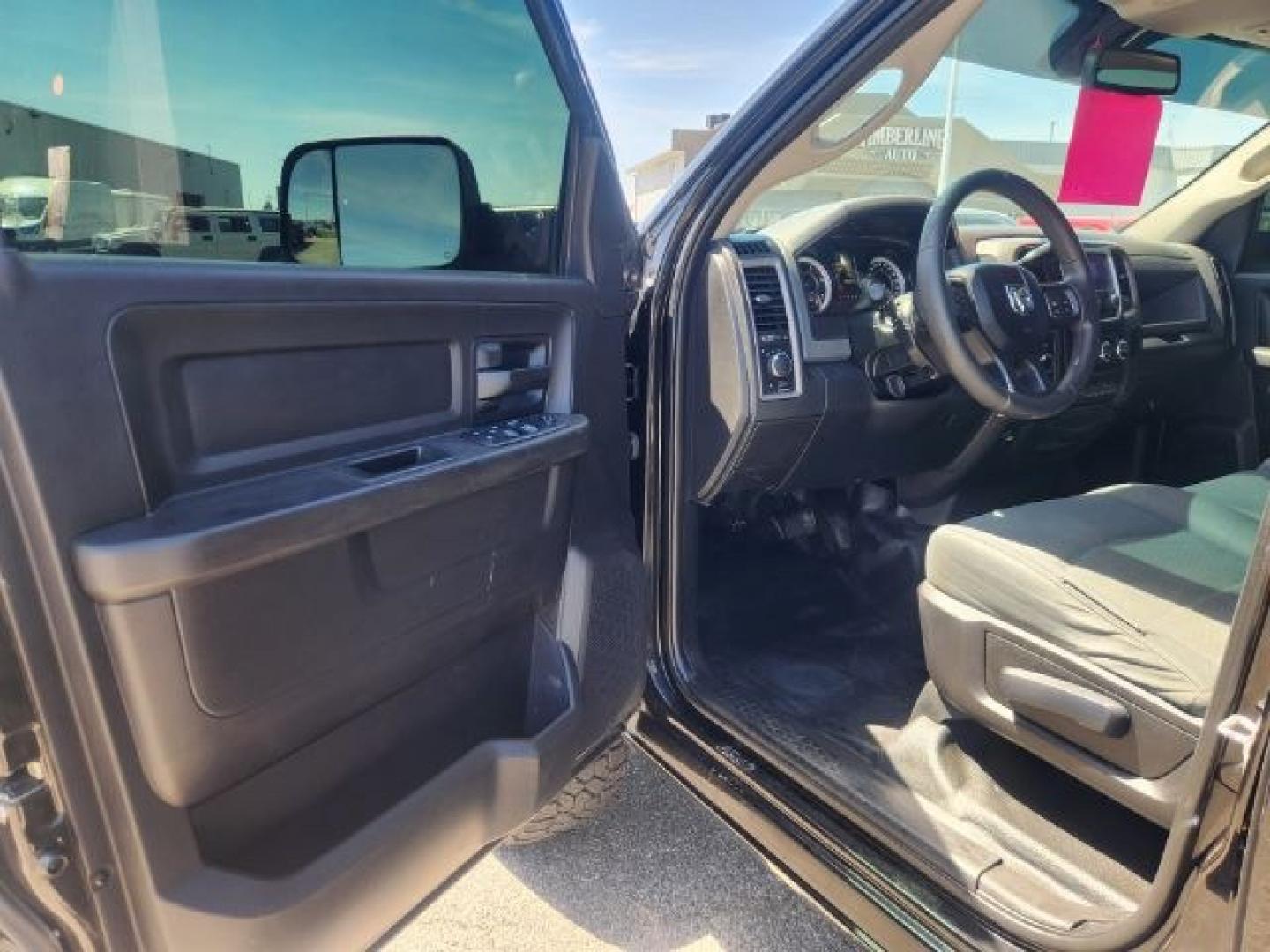 2018 BLACK /CLOTH Ram 3500 TRADESMAN (3C63RRGL4JG) with an 6.7L engine, AUTOMATIC transmission, located at 1235 N Woodruff Ave., Idaho Falls, 83401, (208) 523-1053, 43.507172, -112.000488 - Photo#11